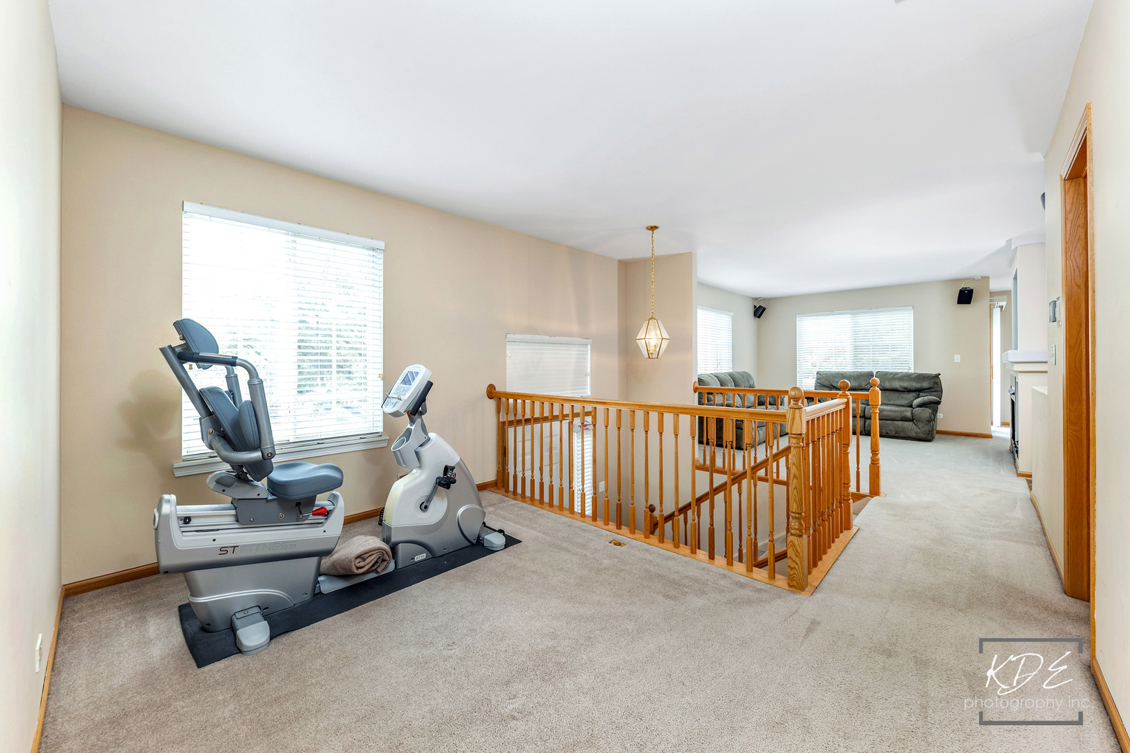 2330 Twilight Drive, Aurora, IL 60503