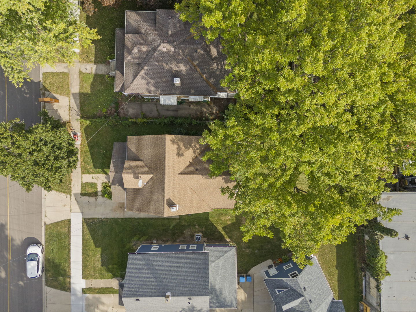 636 Garfield Avenue, Aurora, IL 60506