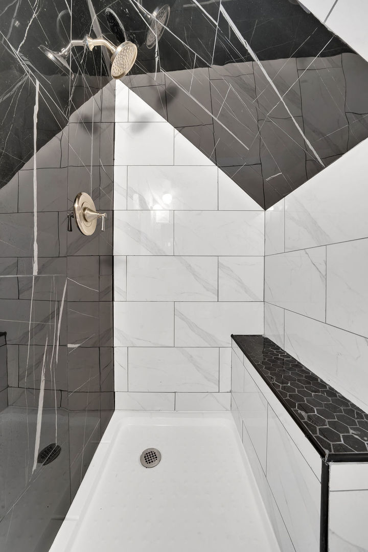 11921 S Wentworth Avenue, Chicago, IL 60628