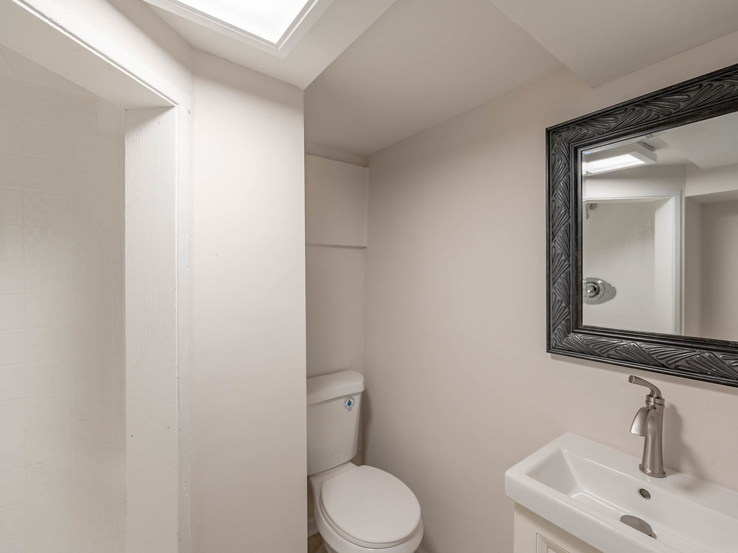 225 N Spruce Avenue, Bensenville, IL 60106