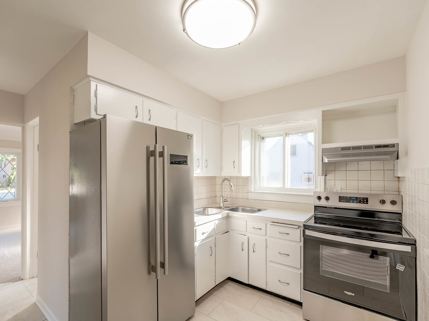 225 N Spruce Avenue, Bensenville, IL 60106