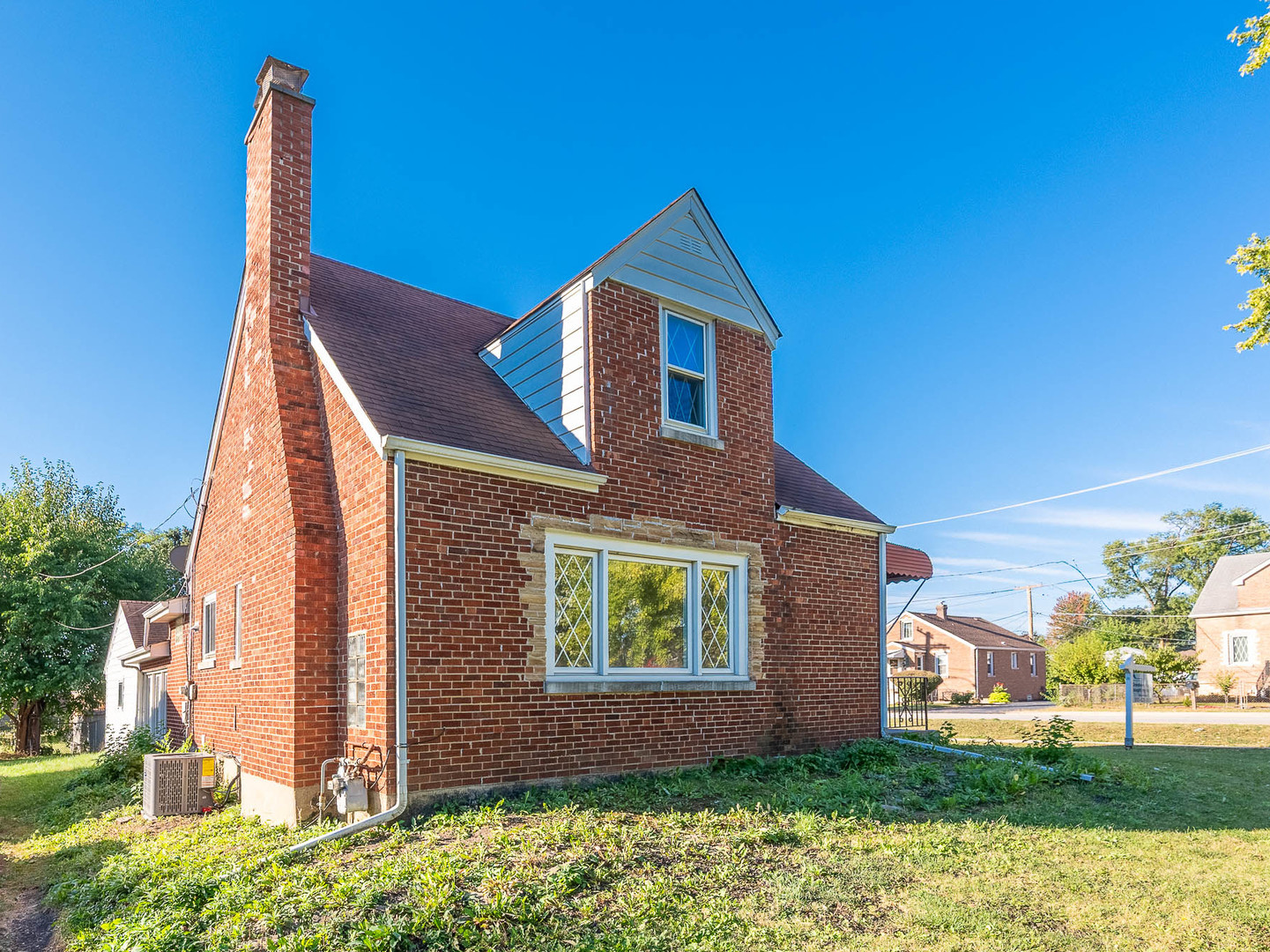 225 N Spruce Avenue, Bensenville, IL 60106