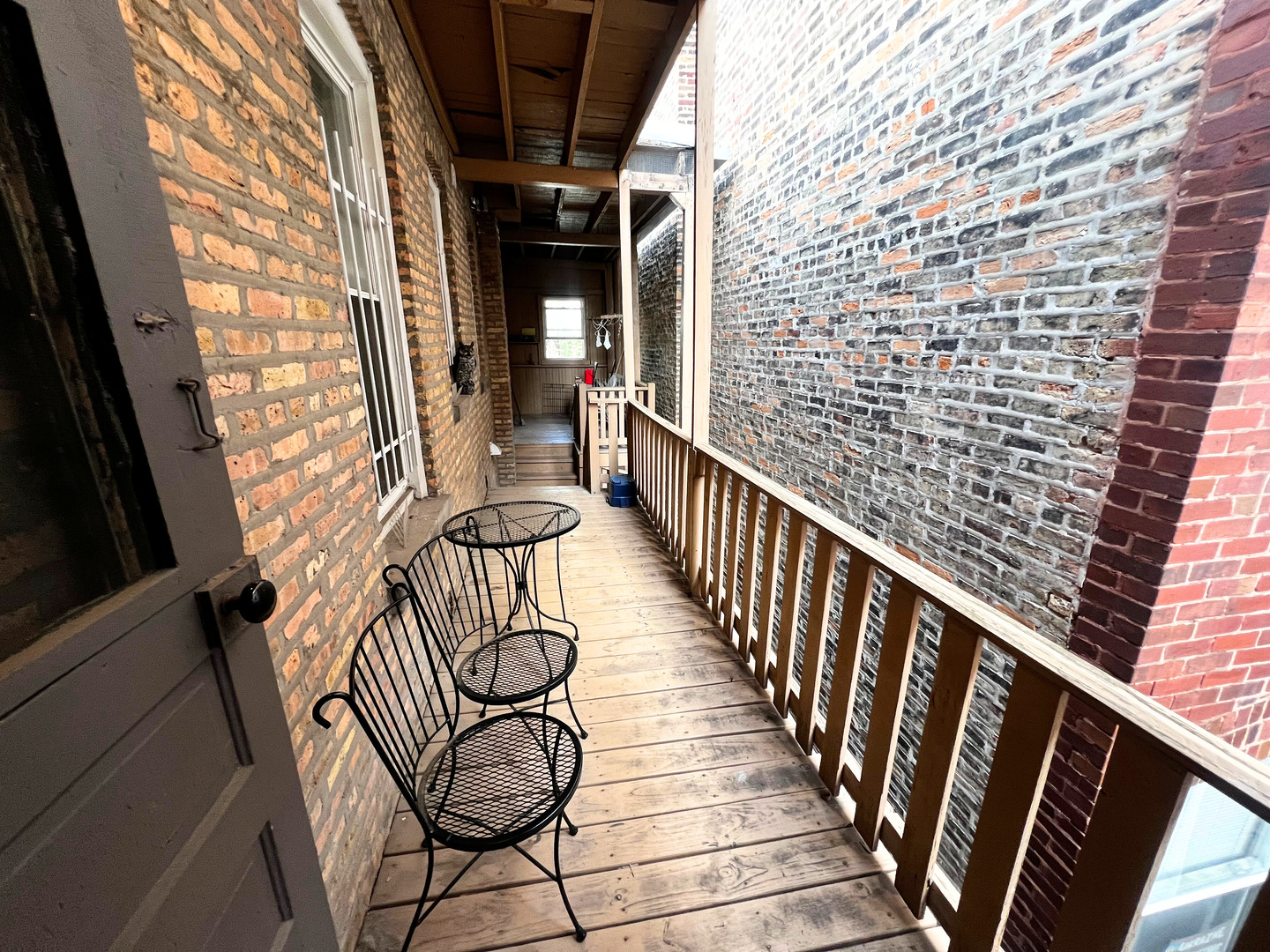 2340 W Thomas Street #2F, Chicago, IL 60622