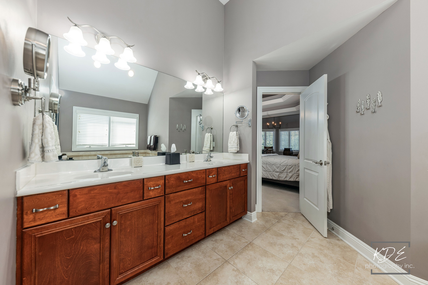 24820 W Easy Street, Plainfield, IL 60586