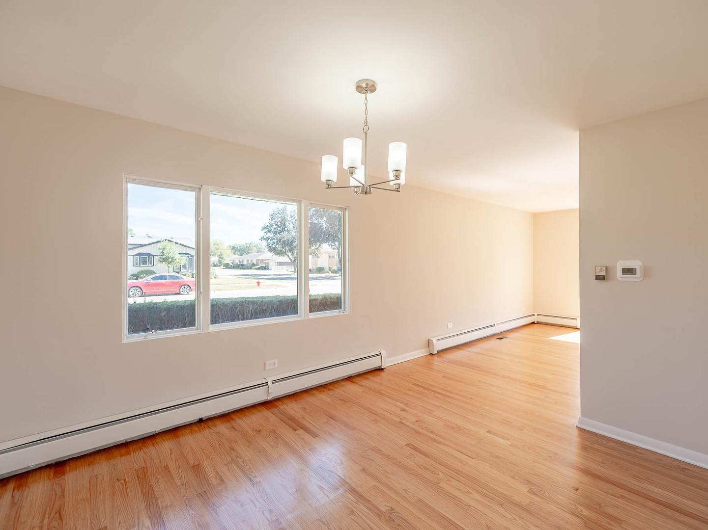 2858 Kensington Avenue, Westchester, IL 60154