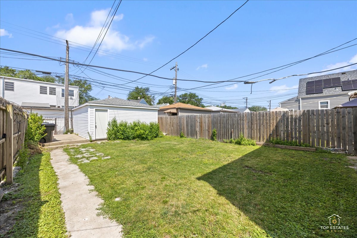 3616 N Kedzie Avenue #2, Chicago, IL 60618
