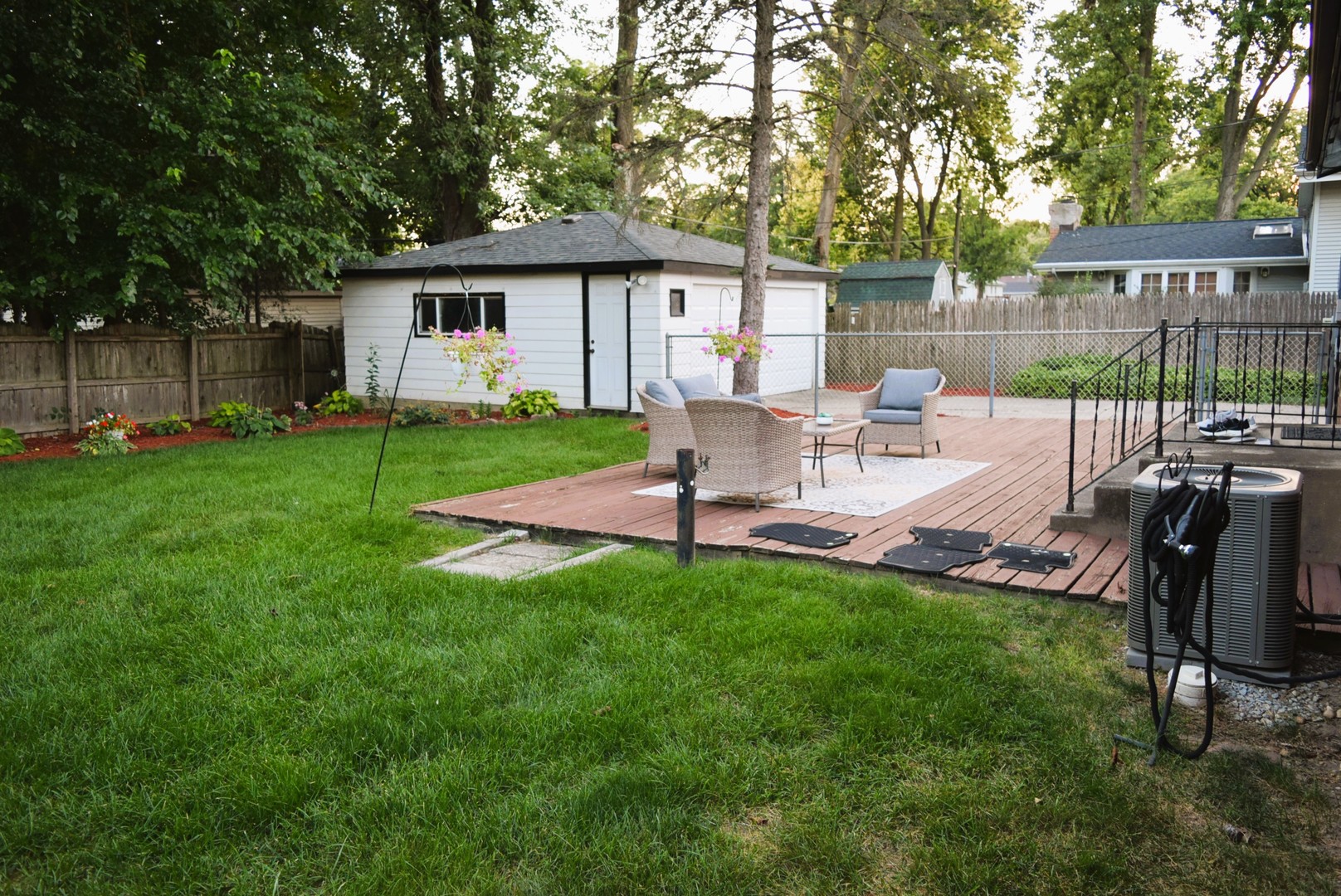 945 W 187TH Street, Homewood, IL 60430