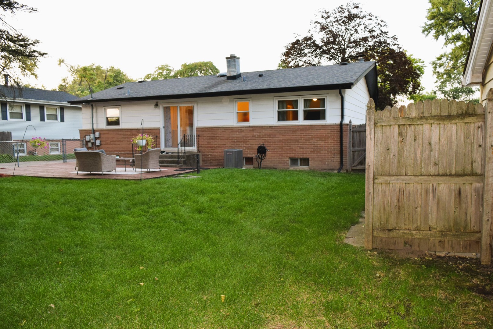 945 W 187TH Street, Homewood, IL 60430