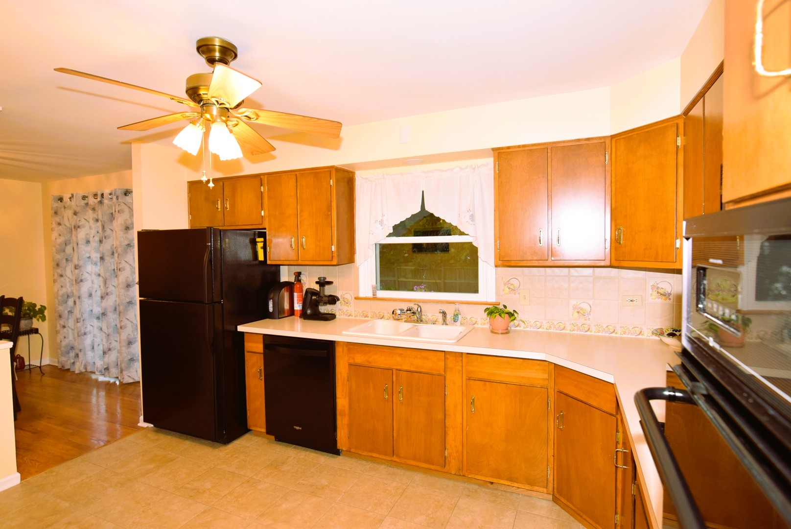 945 W 187TH Street, Homewood, IL 60430