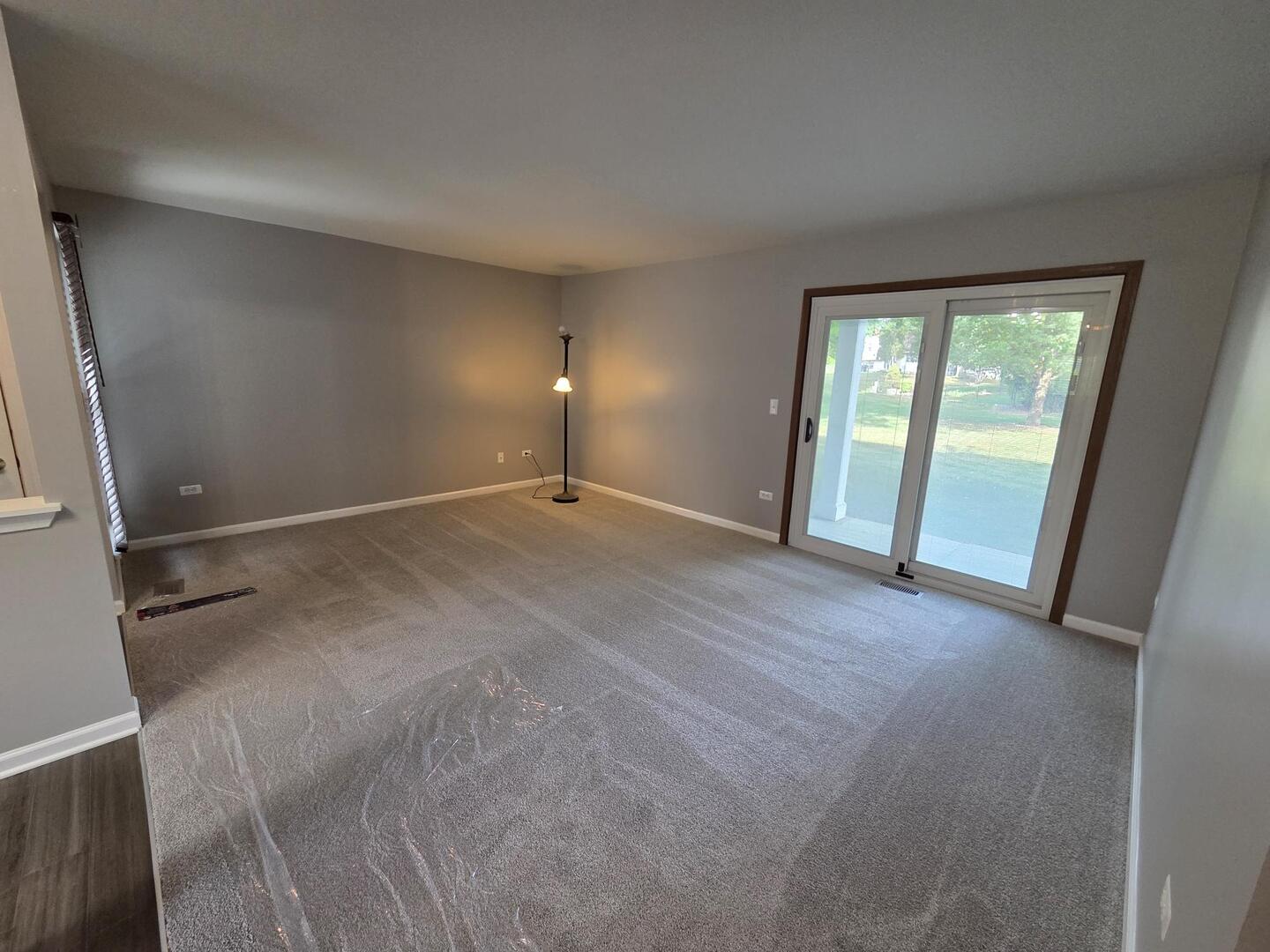 916 Manchester Circle #916, Schaumburg, IL 60193