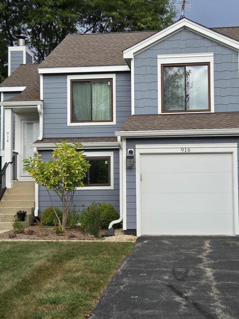 916 Manchester Circle #916, Schaumburg, IL 60193