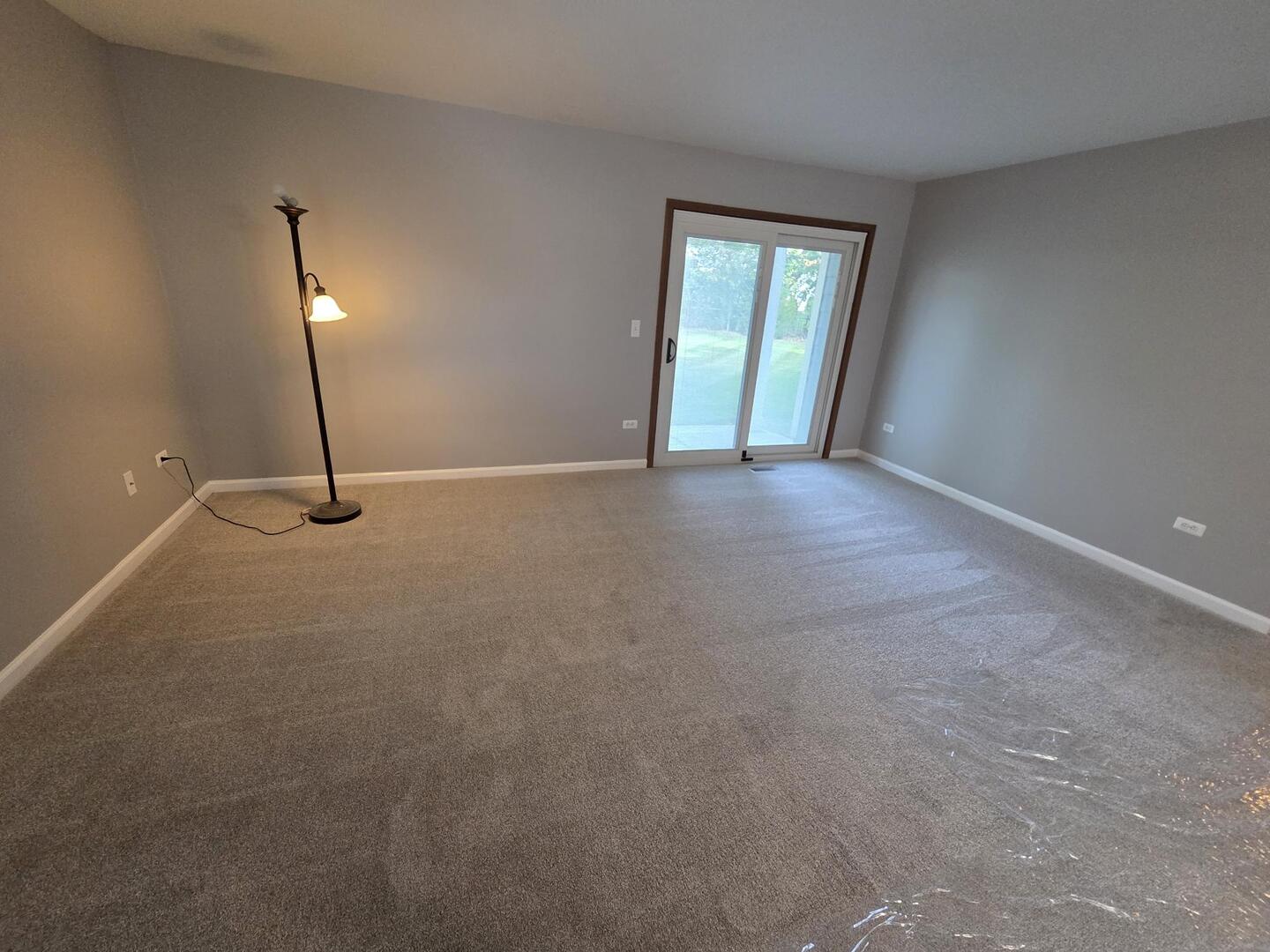 916 Manchester Circle #916, Schaumburg, IL 60193