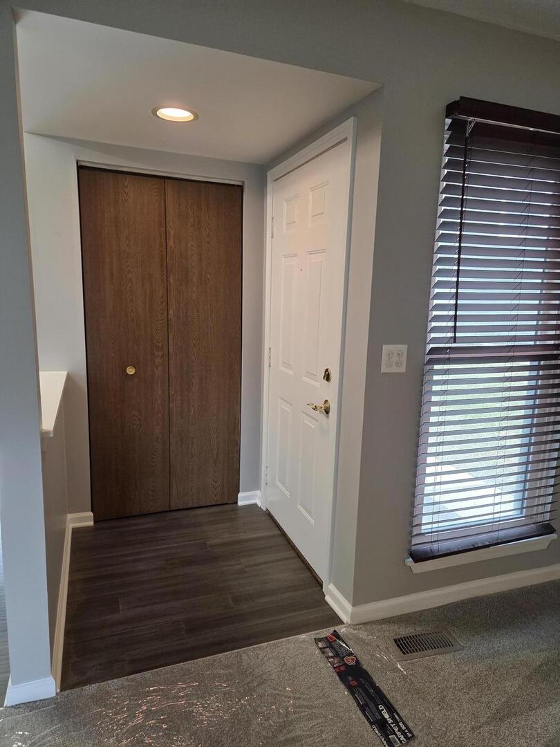 916 Manchester Circle #916, Schaumburg, IL 60193