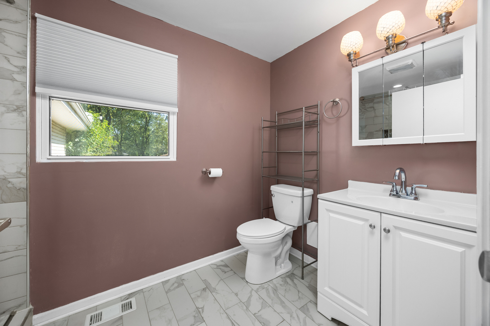 521 Auburn Lane, Schaumburg, IL 60193