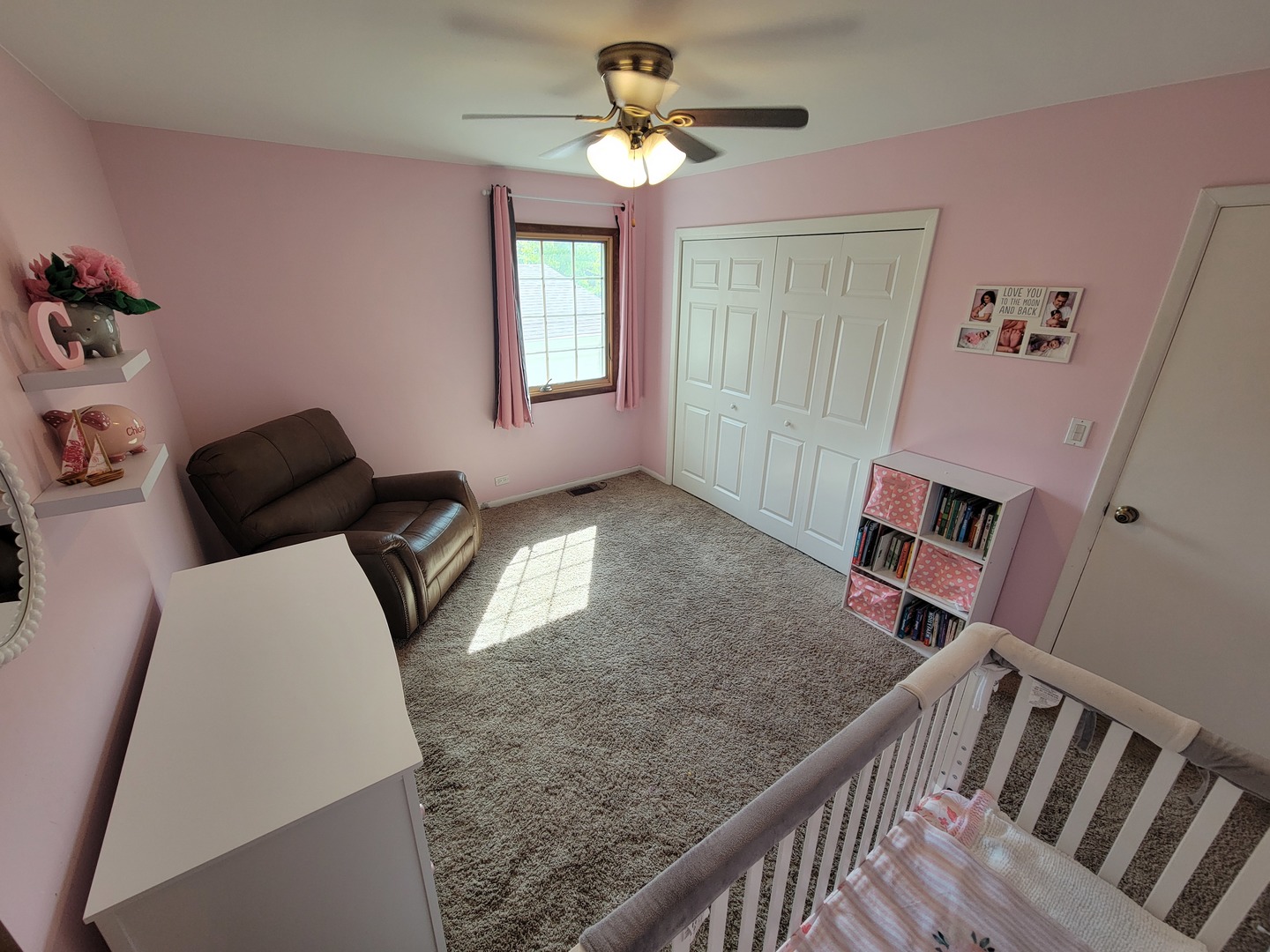 32 Lancaster Avenue, Elk Grove Village, IL 60007