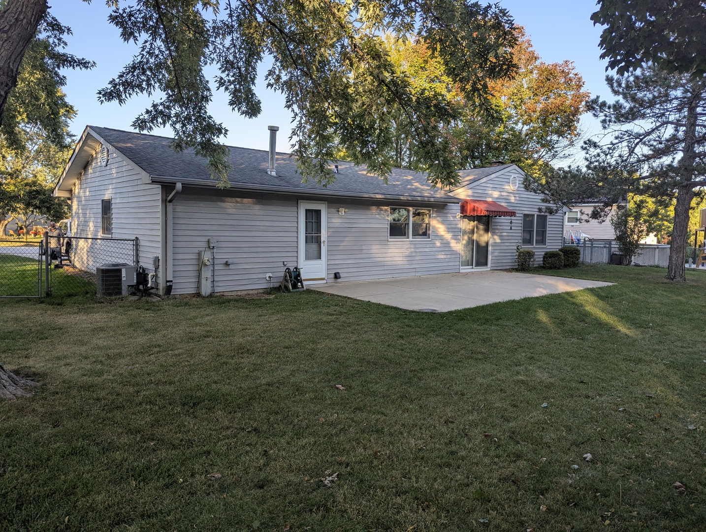406 Allonby Drive, Schaumburg, IL 60194