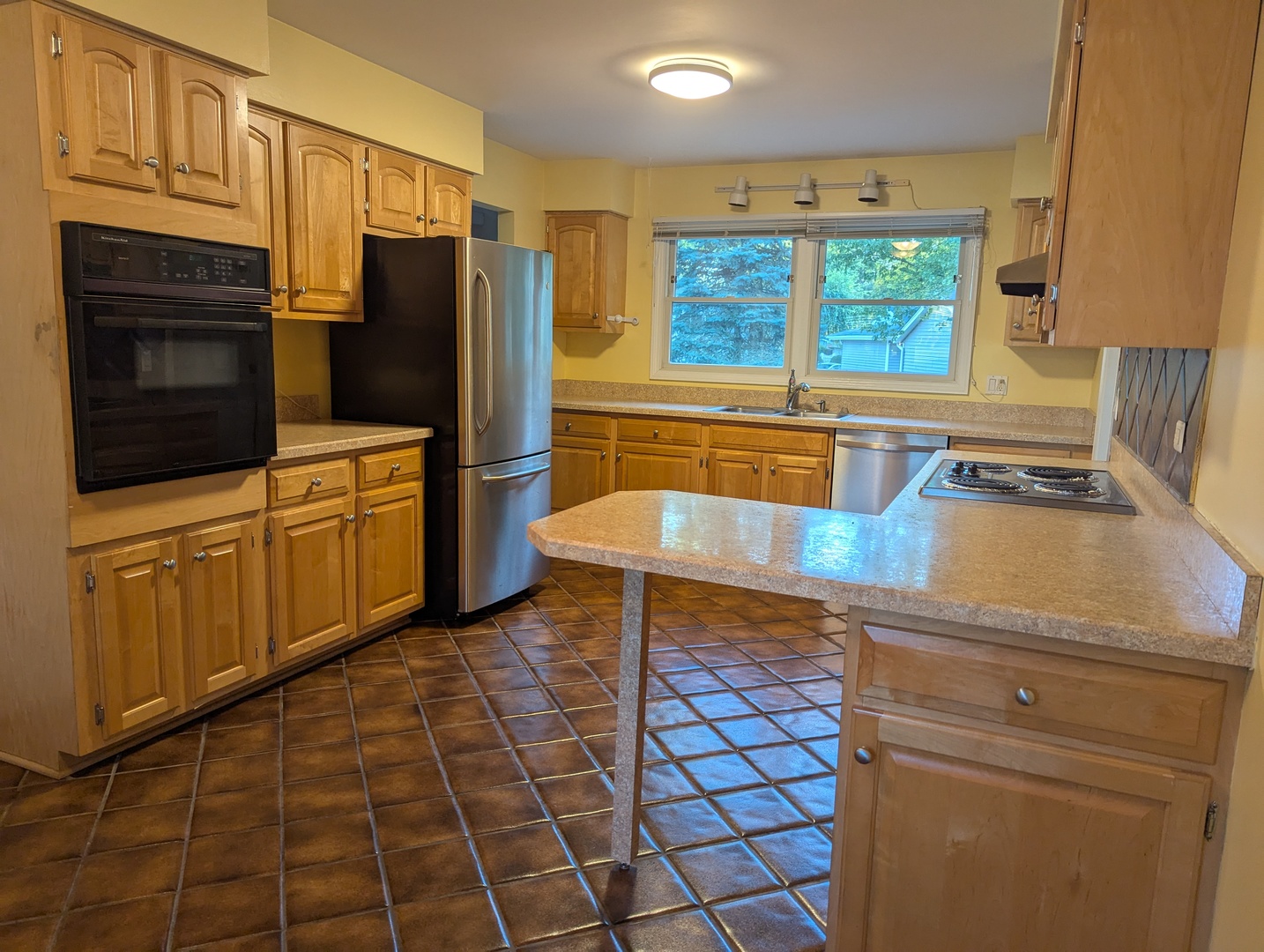 406 Allonby Drive, Schaumburg, IL 60194