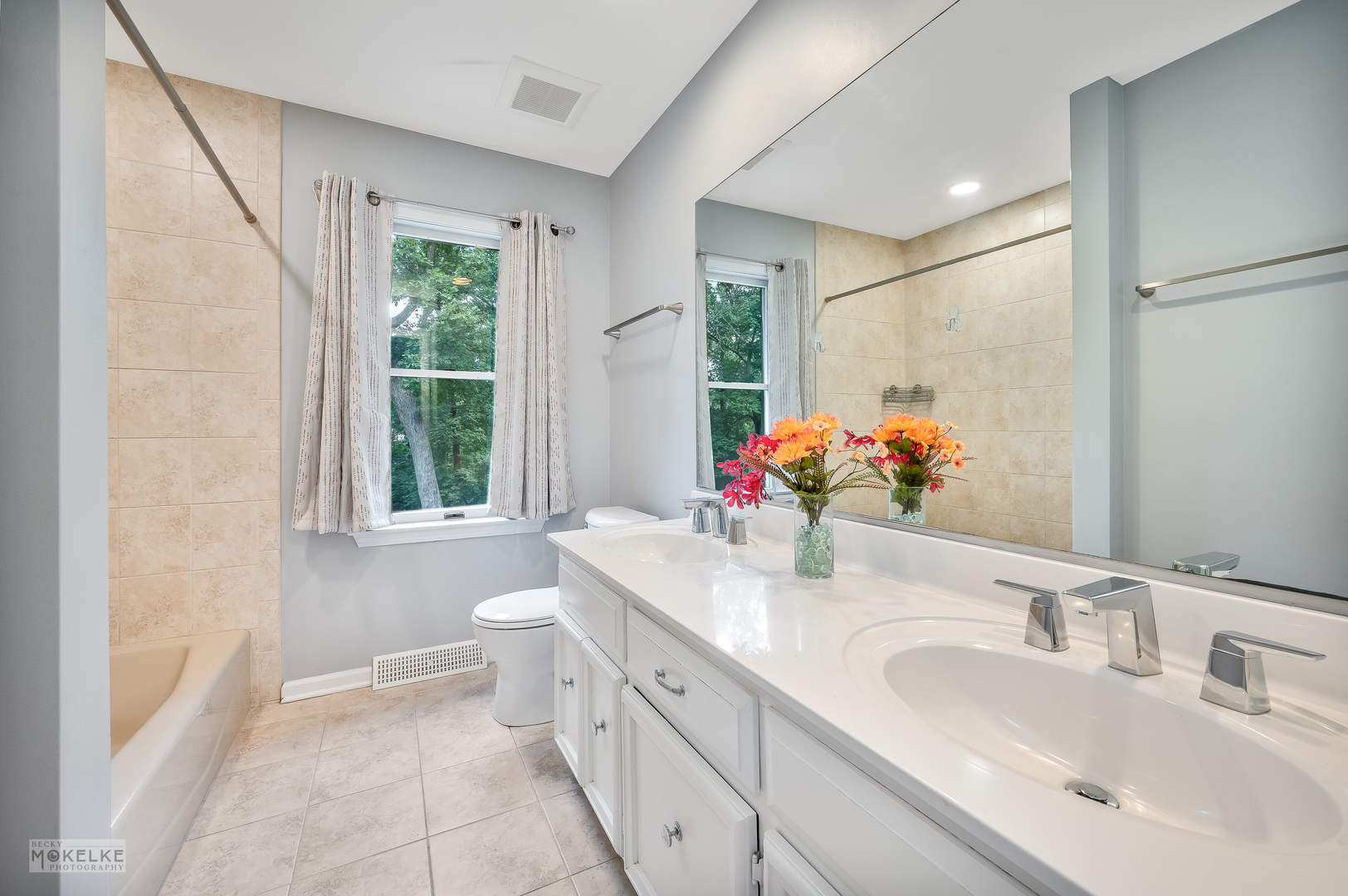 43W714 Willow Creek Court, Elburn, IL 60119