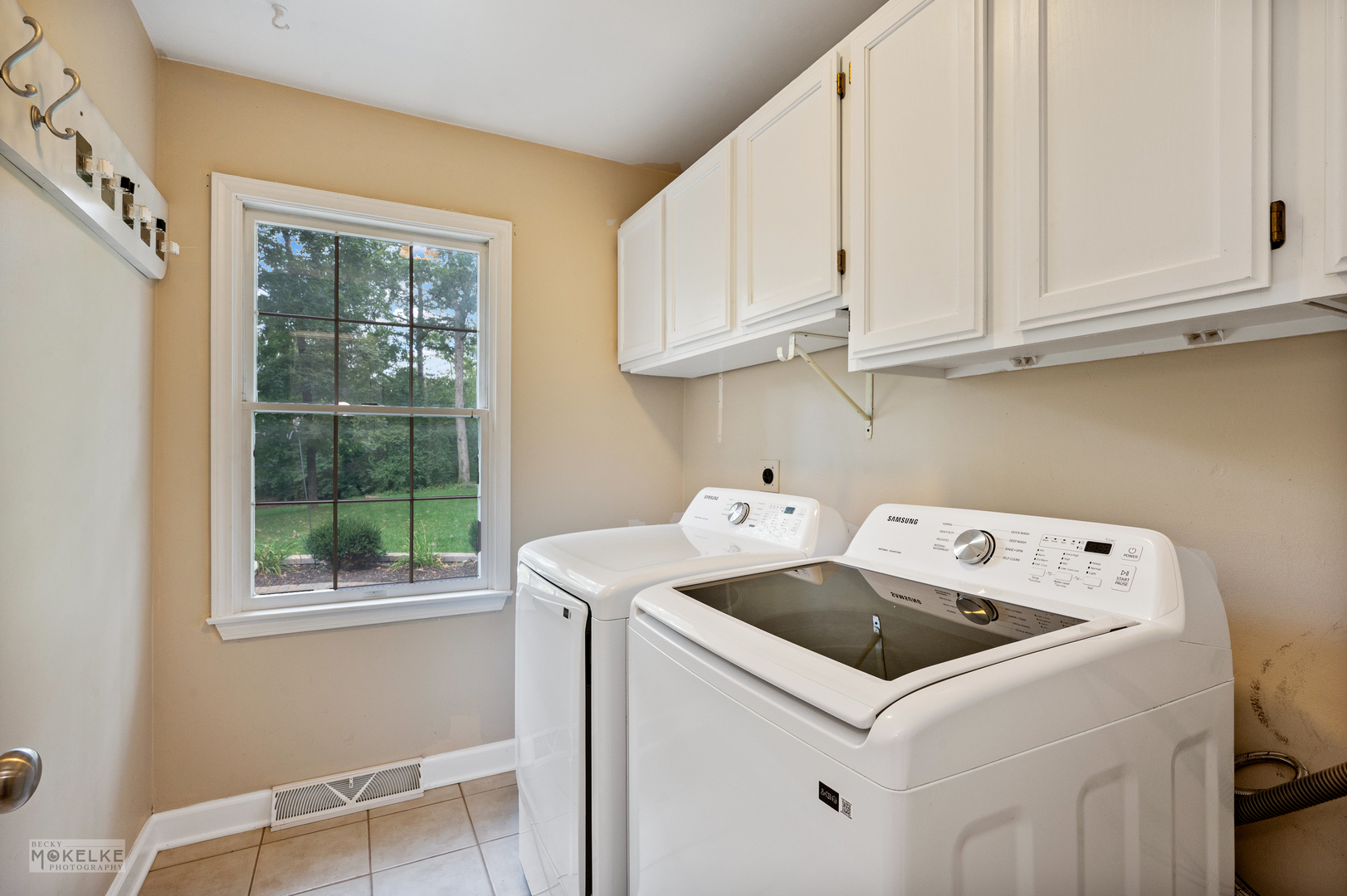 43W714 Willow Creek Court, Elburn, IL 60119