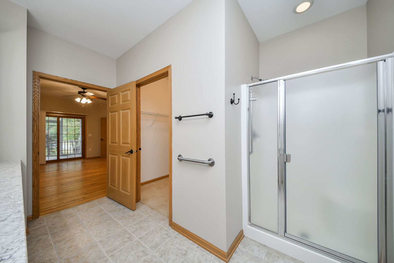 385 Delnor Glen Drive, St. Charles, IL 60174