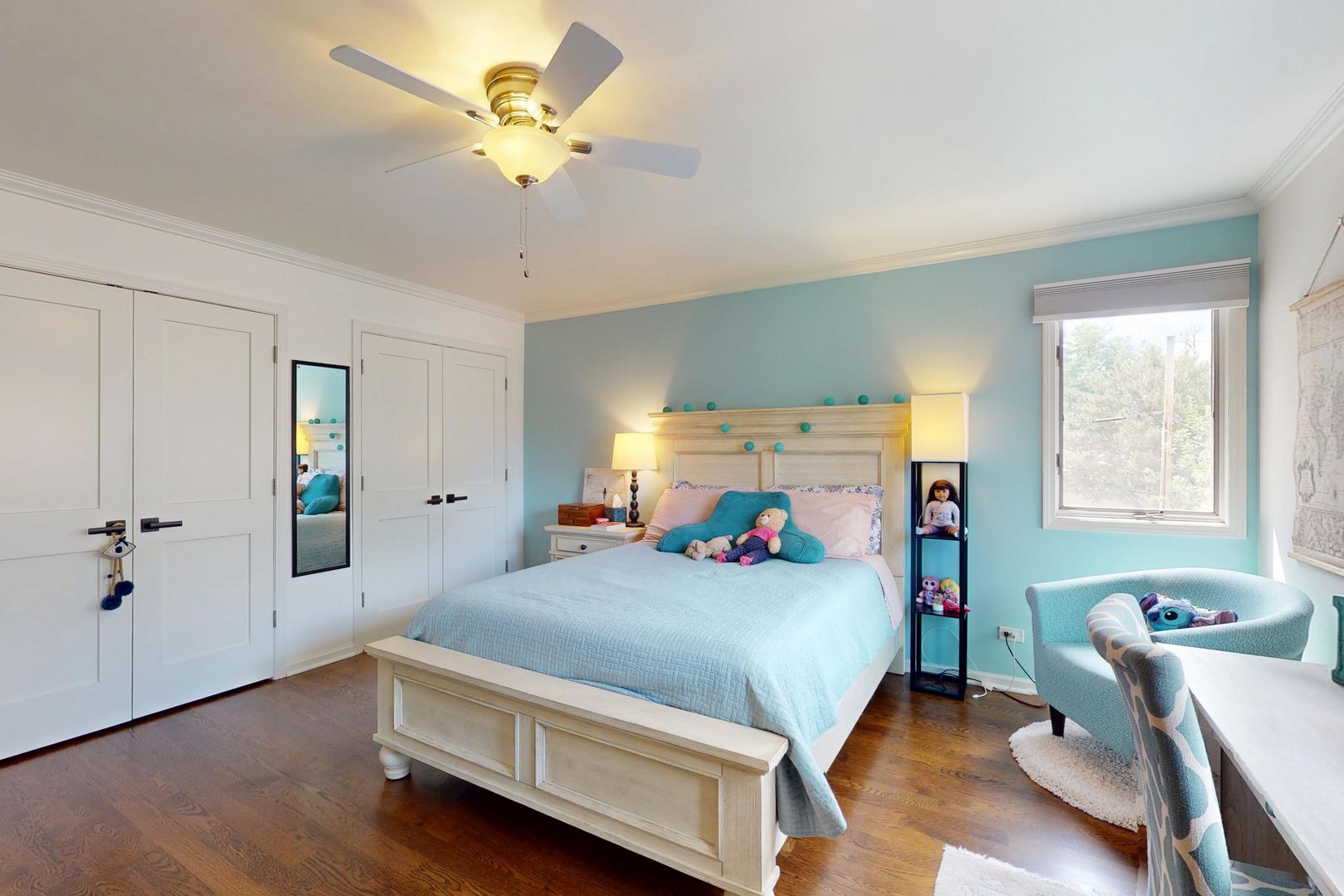 3350 Henley Street, Glenview, IL 60025