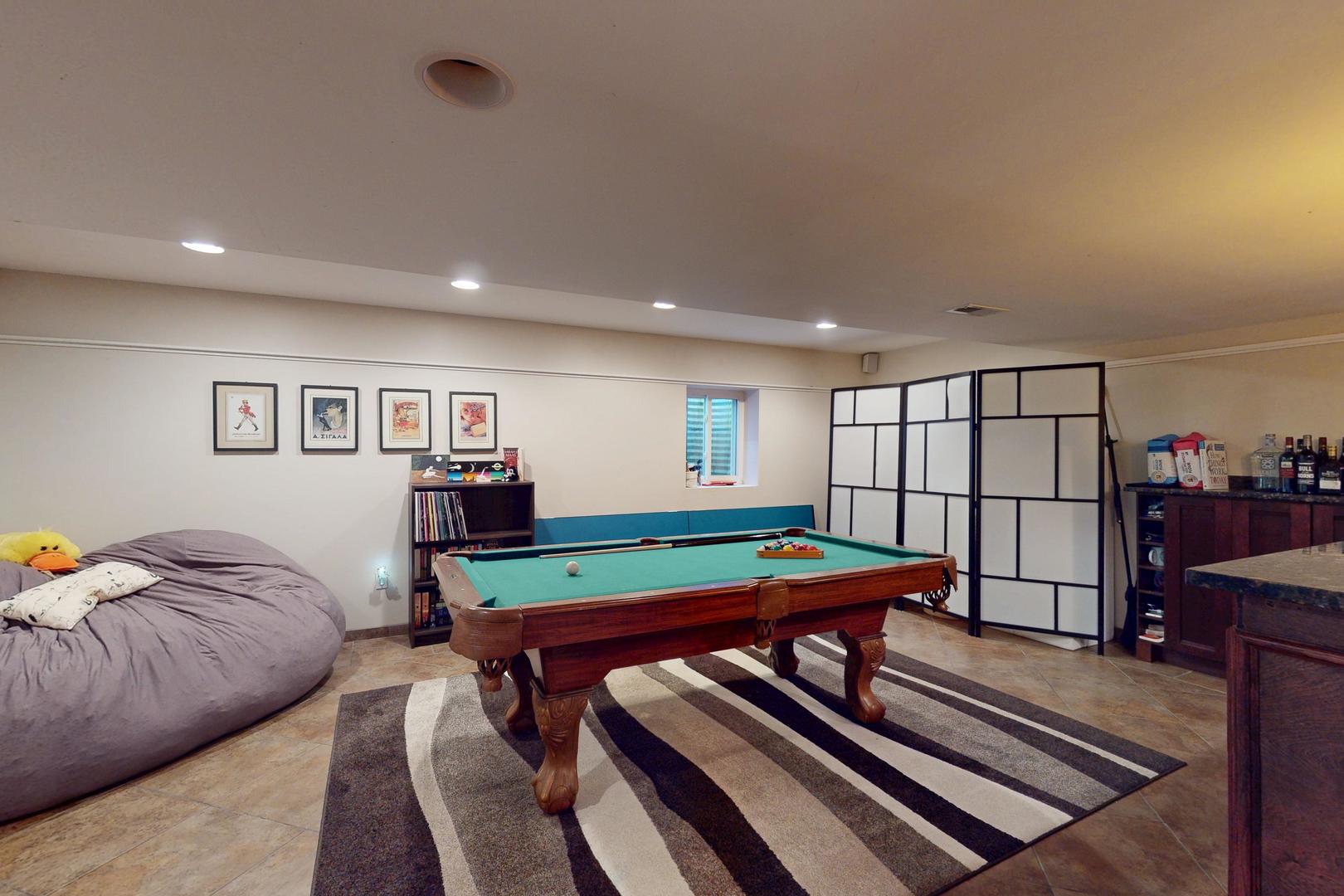 3350 Henley Street, Glenview, IL 60025