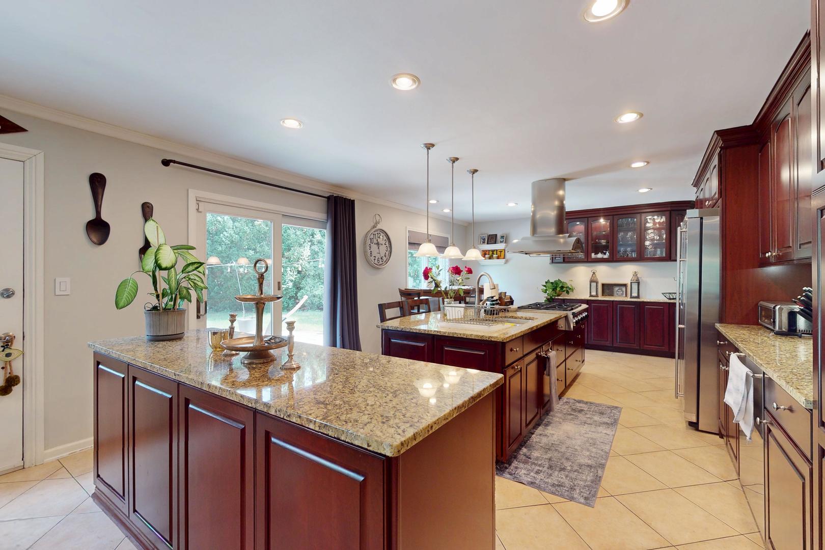 3350 Henley Street, Glenview, IL 60025