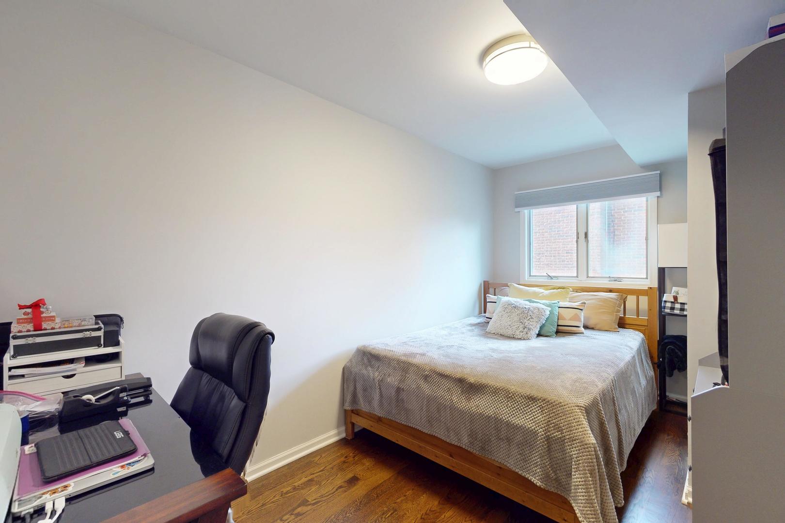 3350 Henley Street, Glenview, IL 60025