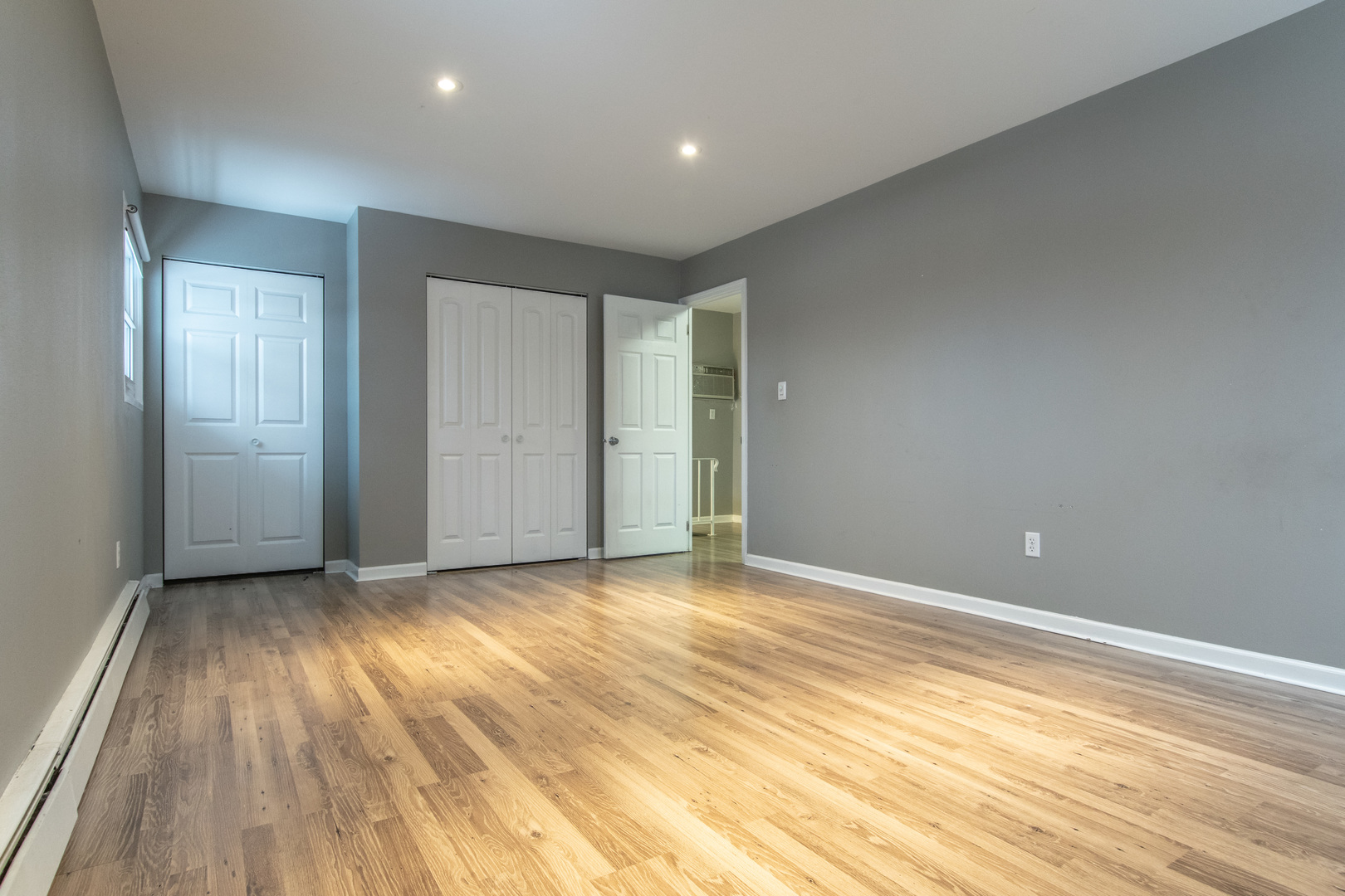 201 Oakwood Drive, Shorewood, IL 60404