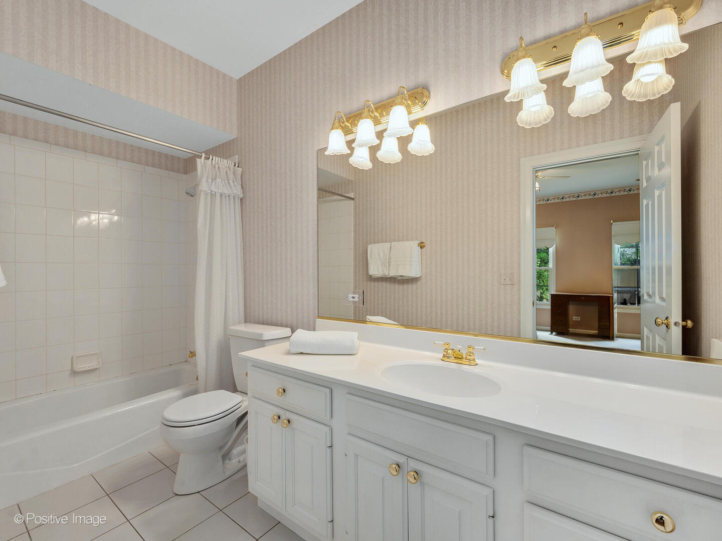 959 Watercress Drive, Naperville, IL 60540