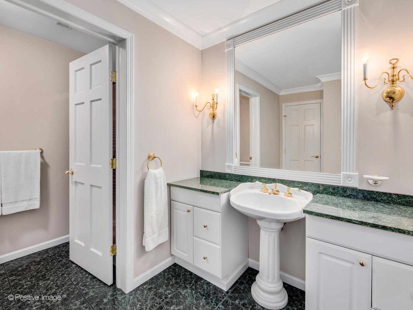 959 Watercress Drive, Naperville, IL 60540