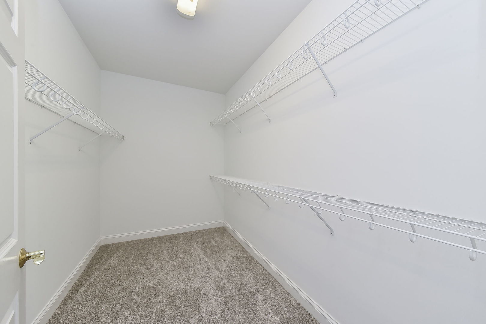 410 Delnor Glen Drive #410, St. Charles, IL 60174