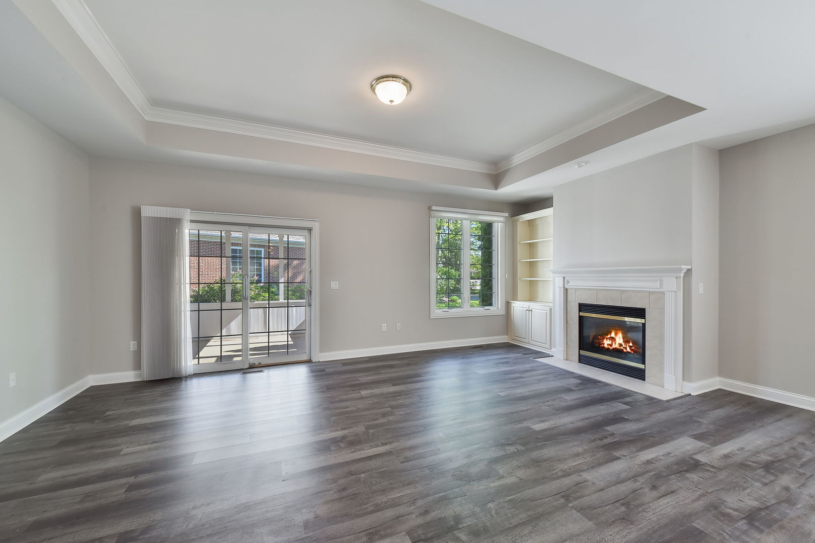 410 Delnor Glen Drive #410, St. Charles, IL 60174