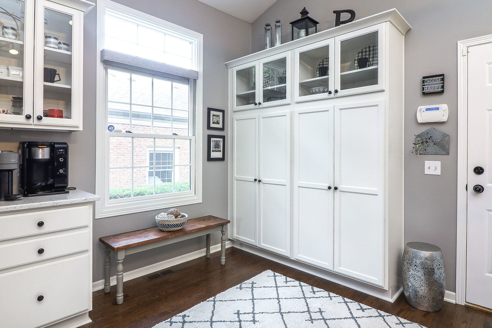 14630 Club Circle Drive, Oak Forest, IL 60452