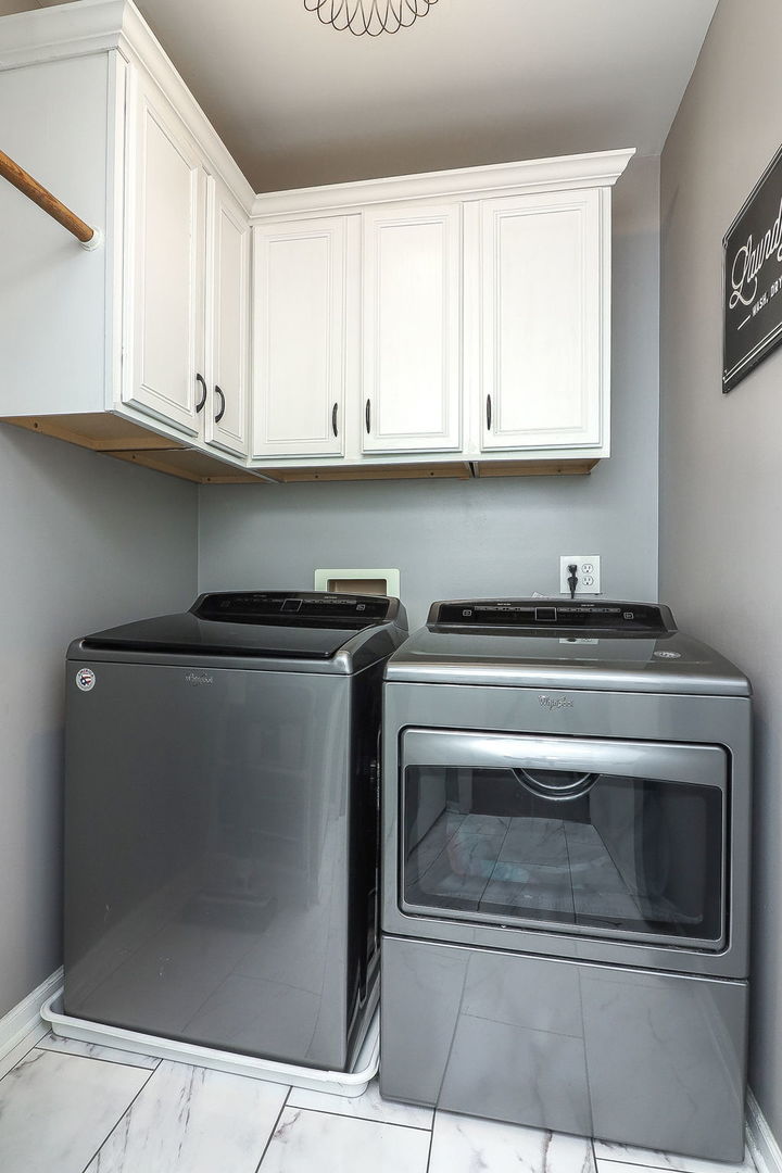 14630 Club Circle Drive, Oak Forest, IL 60452