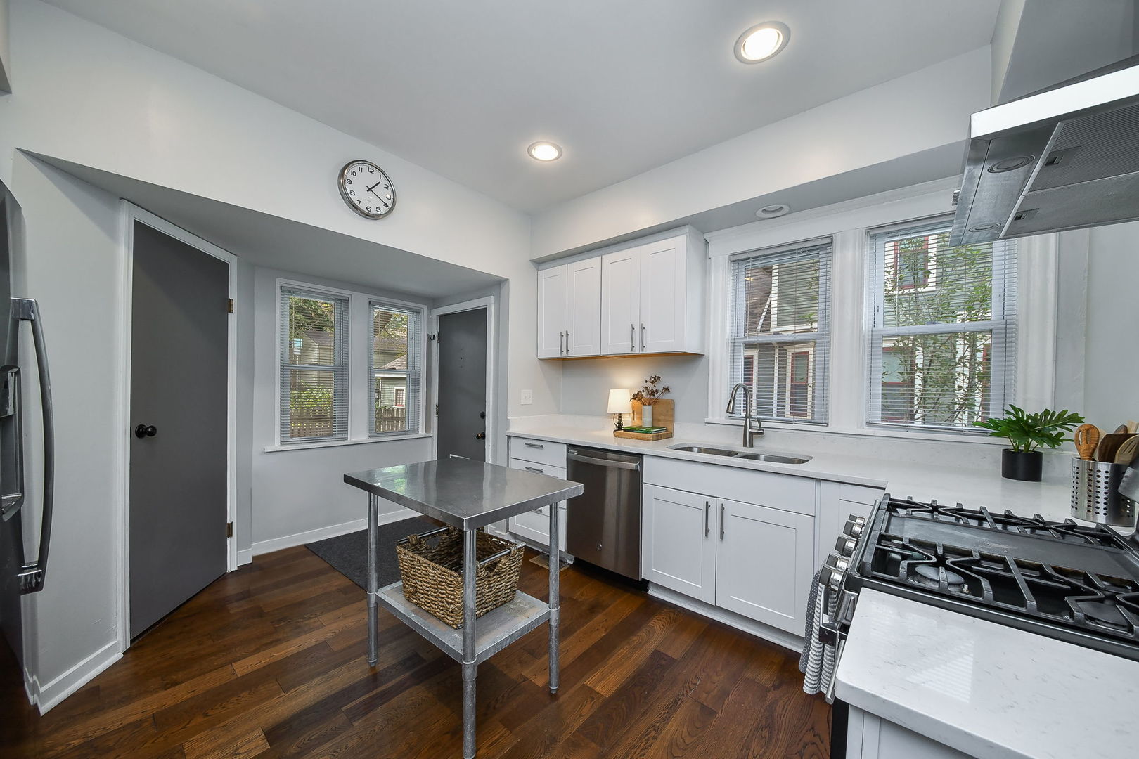 113 S 4th Street, St. Charles, IL 60174