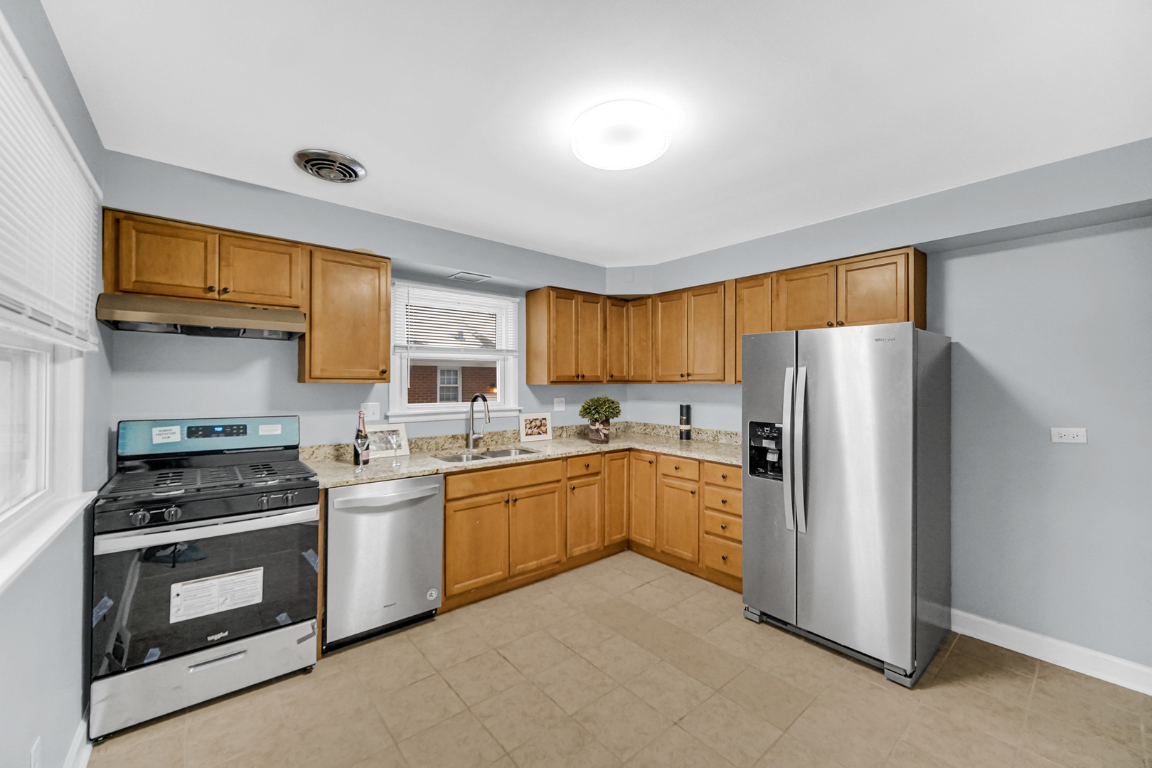 650 Mackinaw Avenue, Calumet City, IL 60409