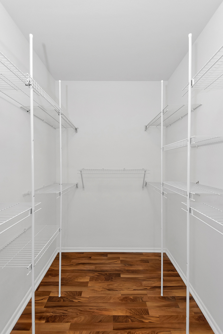 1059 Southbury Lane #D1, Wheeling, IL 60090