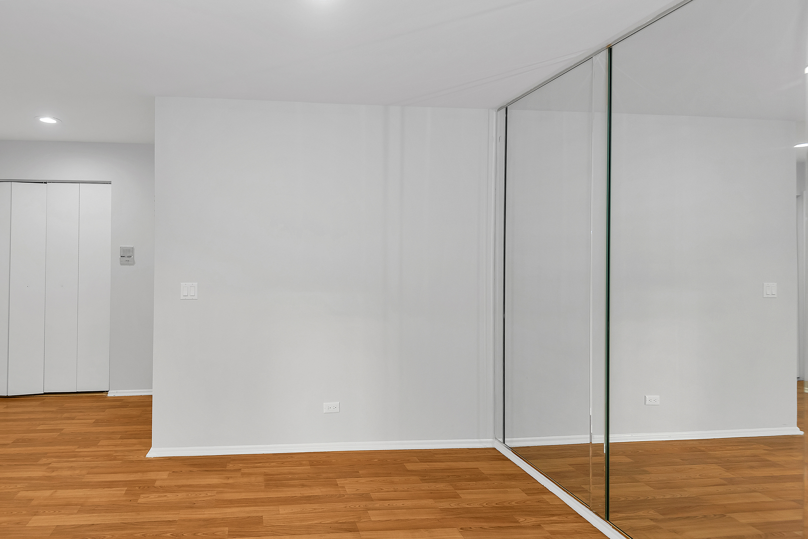 1059 Southbury Lane #D1, Wheeling, IL 60090