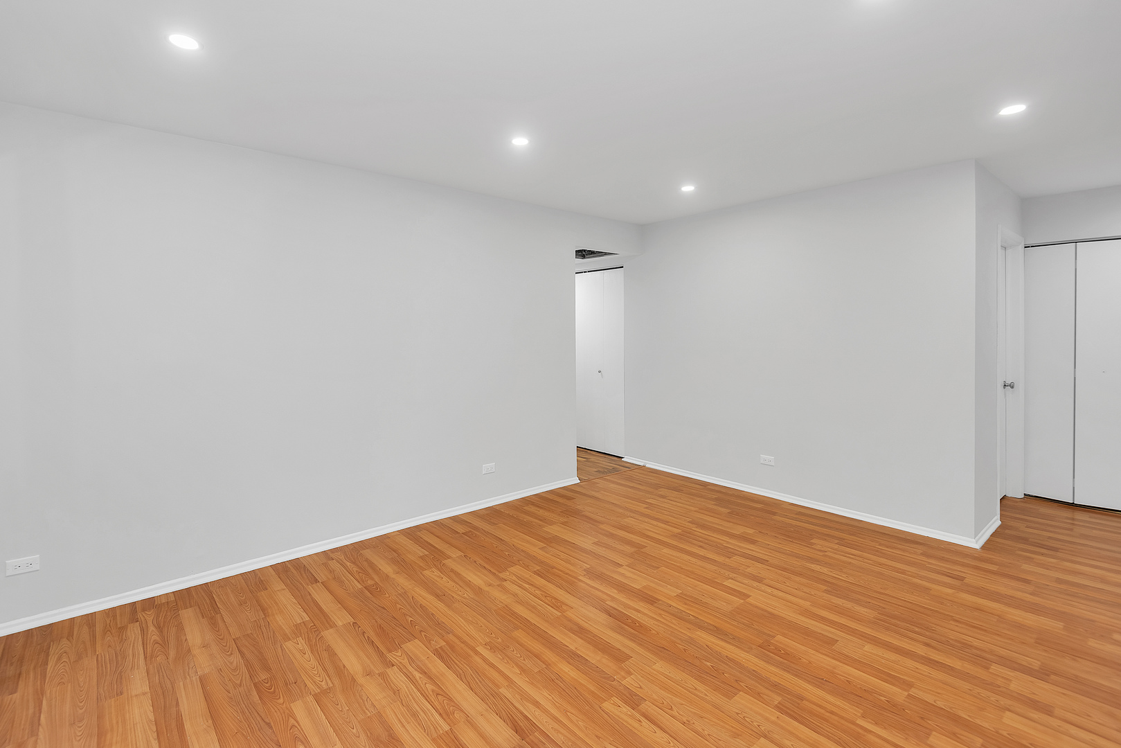 1059 Southbury Lane #D1, Wheeling, IL 60090