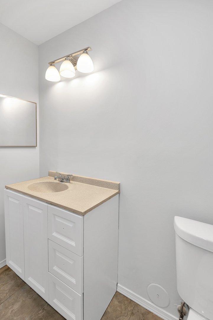 1059 Southbury Lane #D1, Wheeling, IL 60090