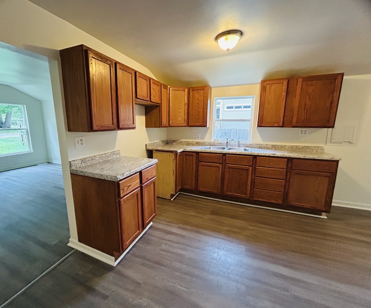 6415 N Shore Avenue, Spring Grove, IL 60081