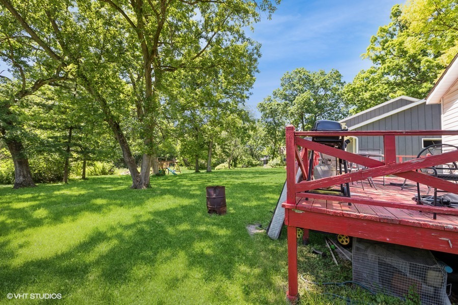 6415 N Shore Avenue, Spring Grove, IL 60081