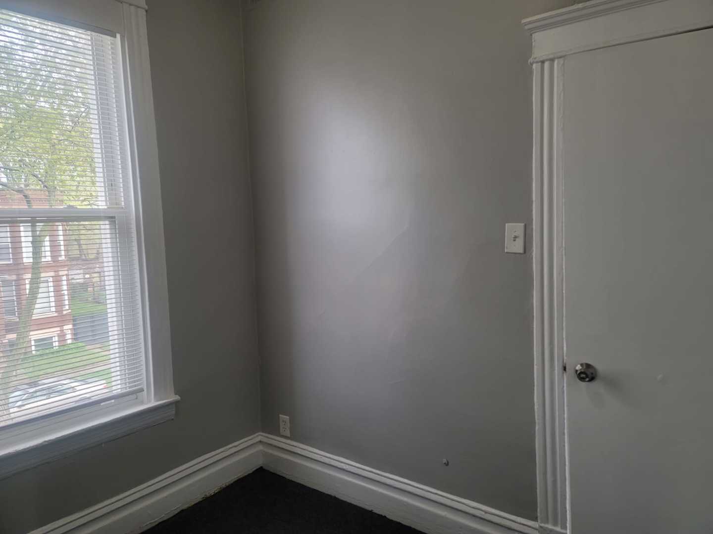 6506 S Eberhart Avenue, Chicago, IL 60637