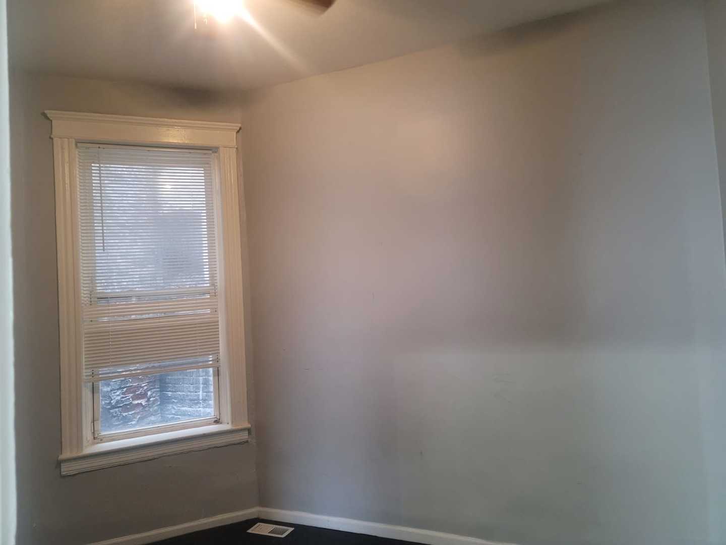 6506 S Eberhart Avenue, Chicago, IL 60637