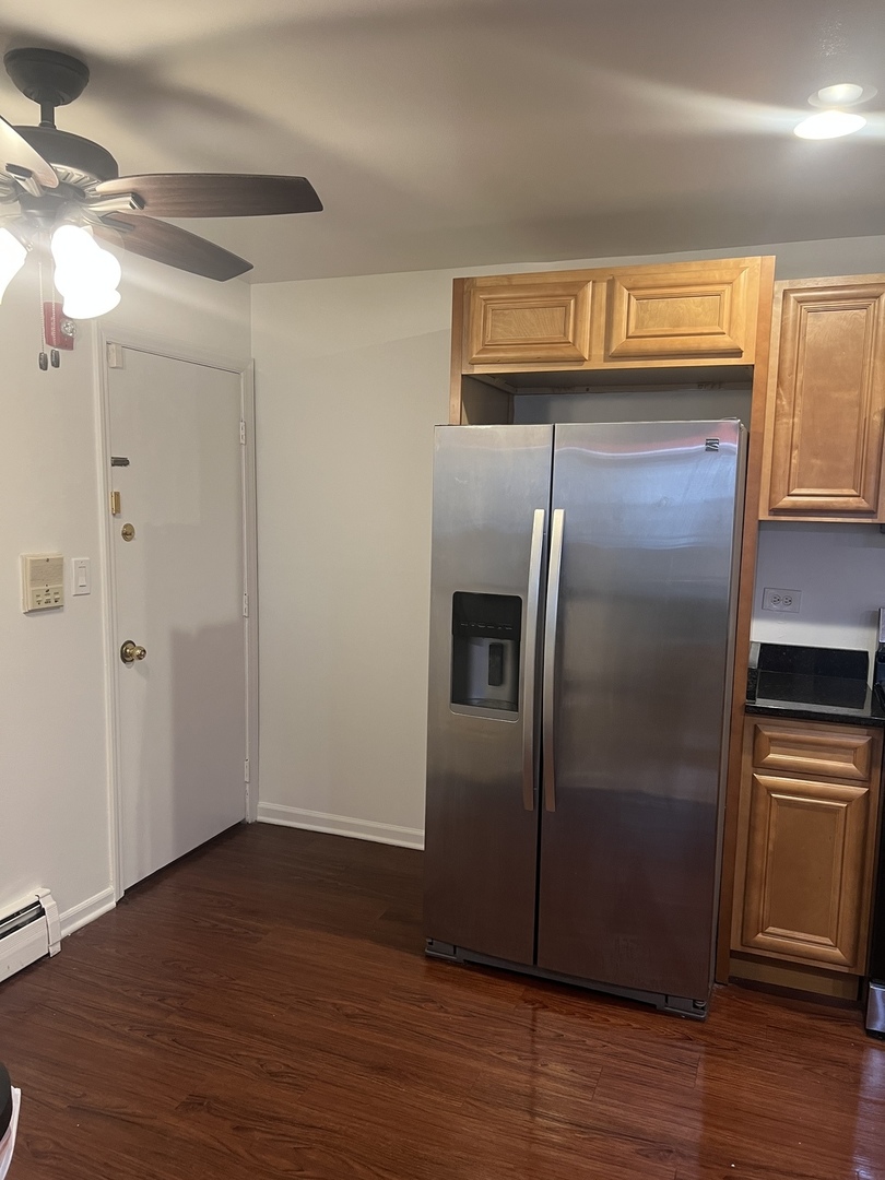 5011 Saint Charles Road #101, Bellwood, IL 60104