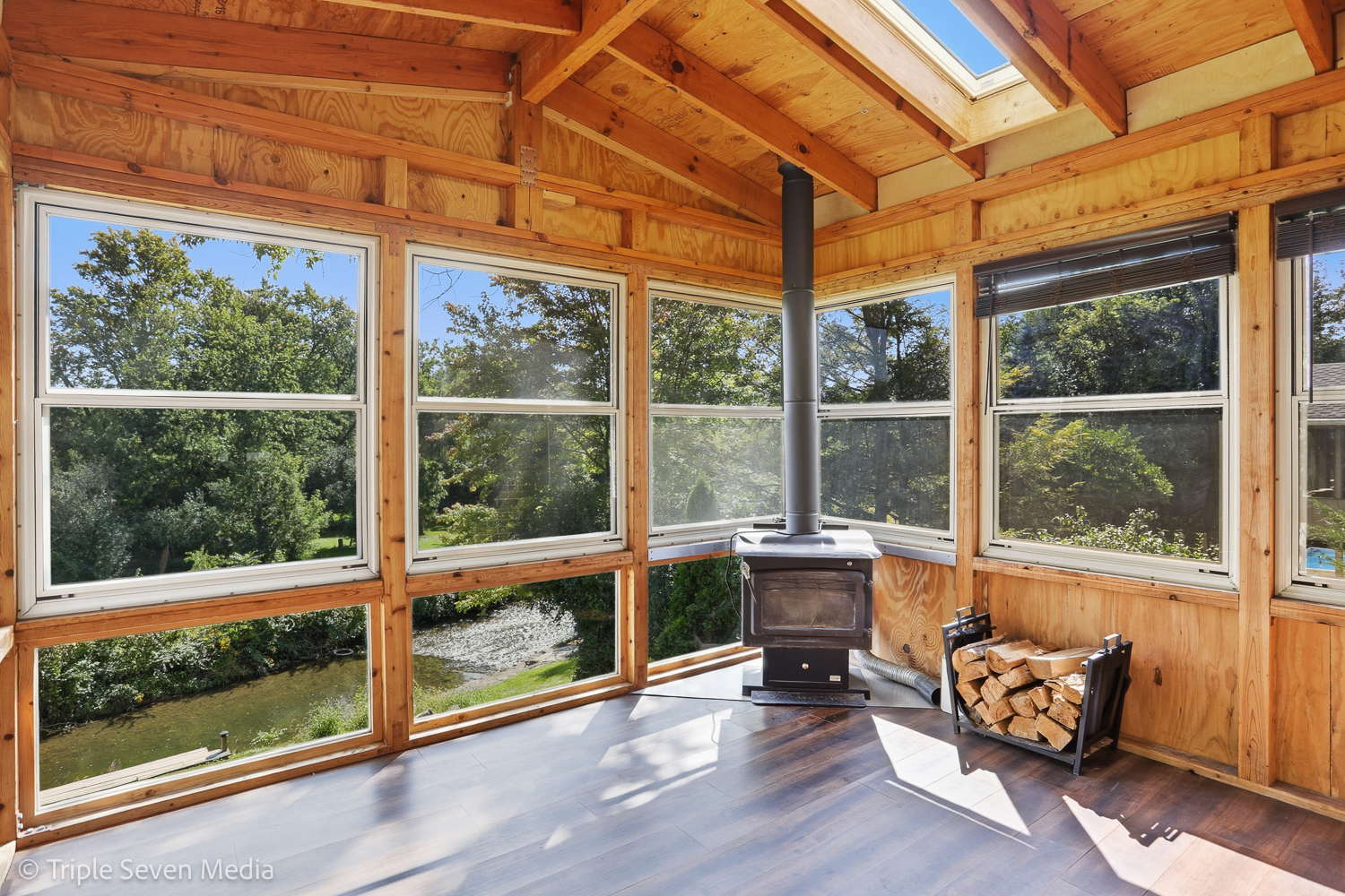 11307 German Church Road, Willow Springs, IL 60480