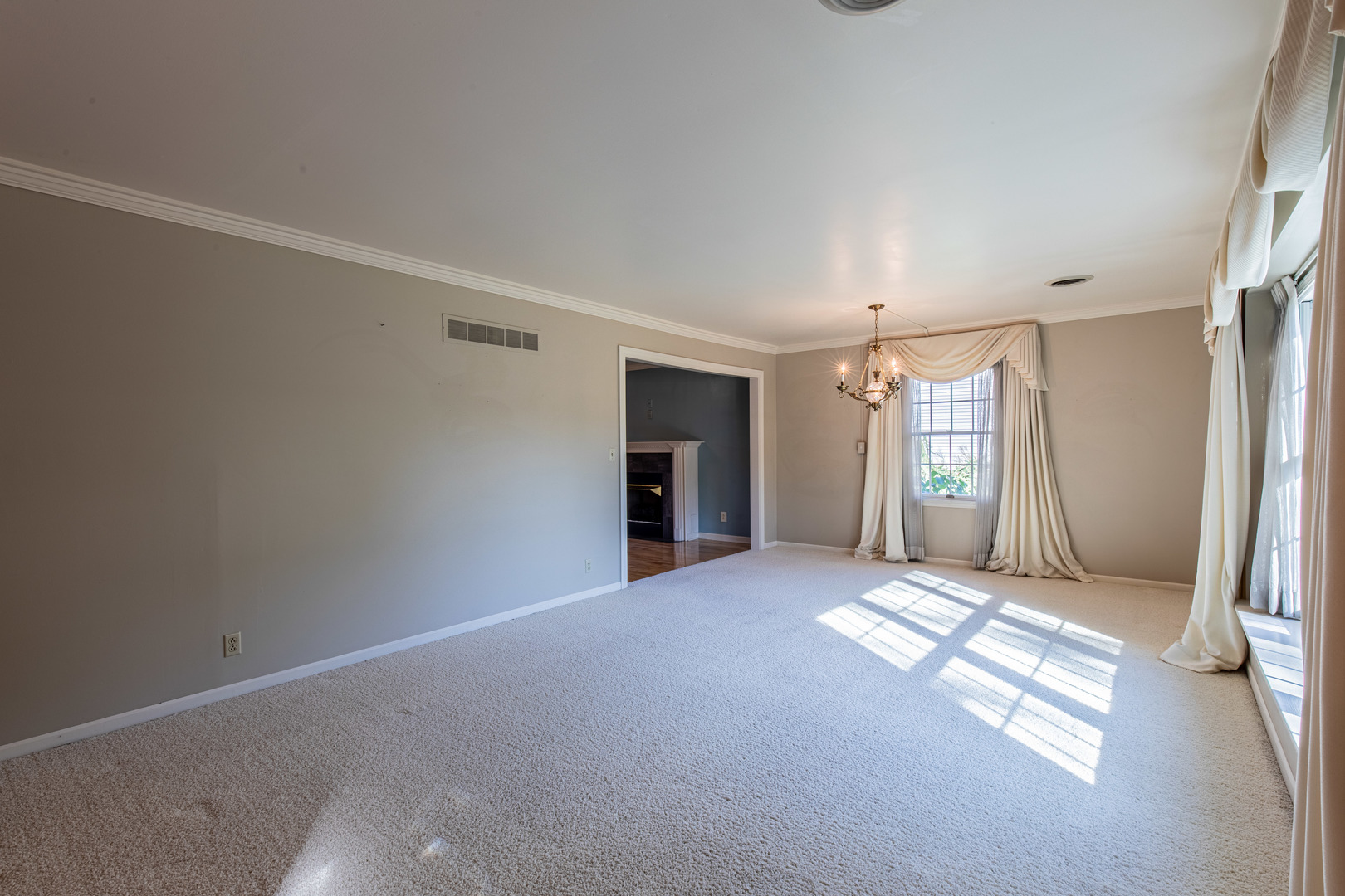 32 S Dallas Street, Princeton, IL 61356