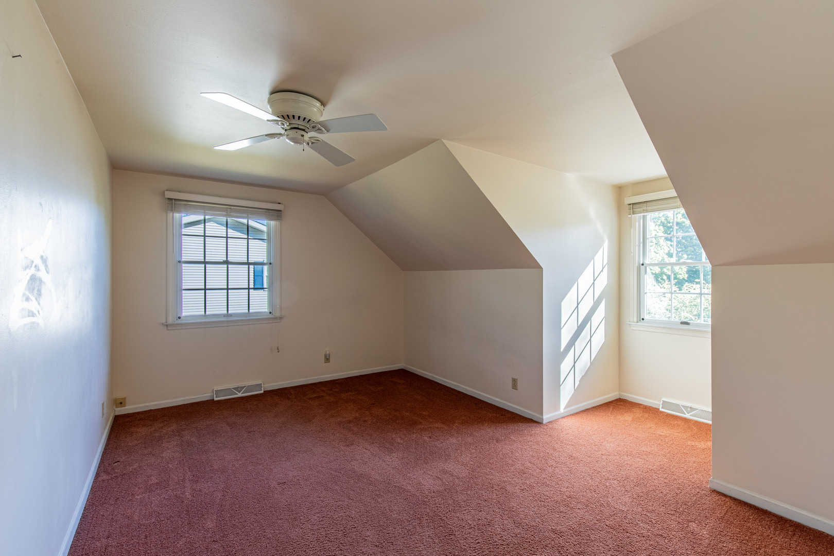 32 S Dallas Street, Princeton, IL 61356