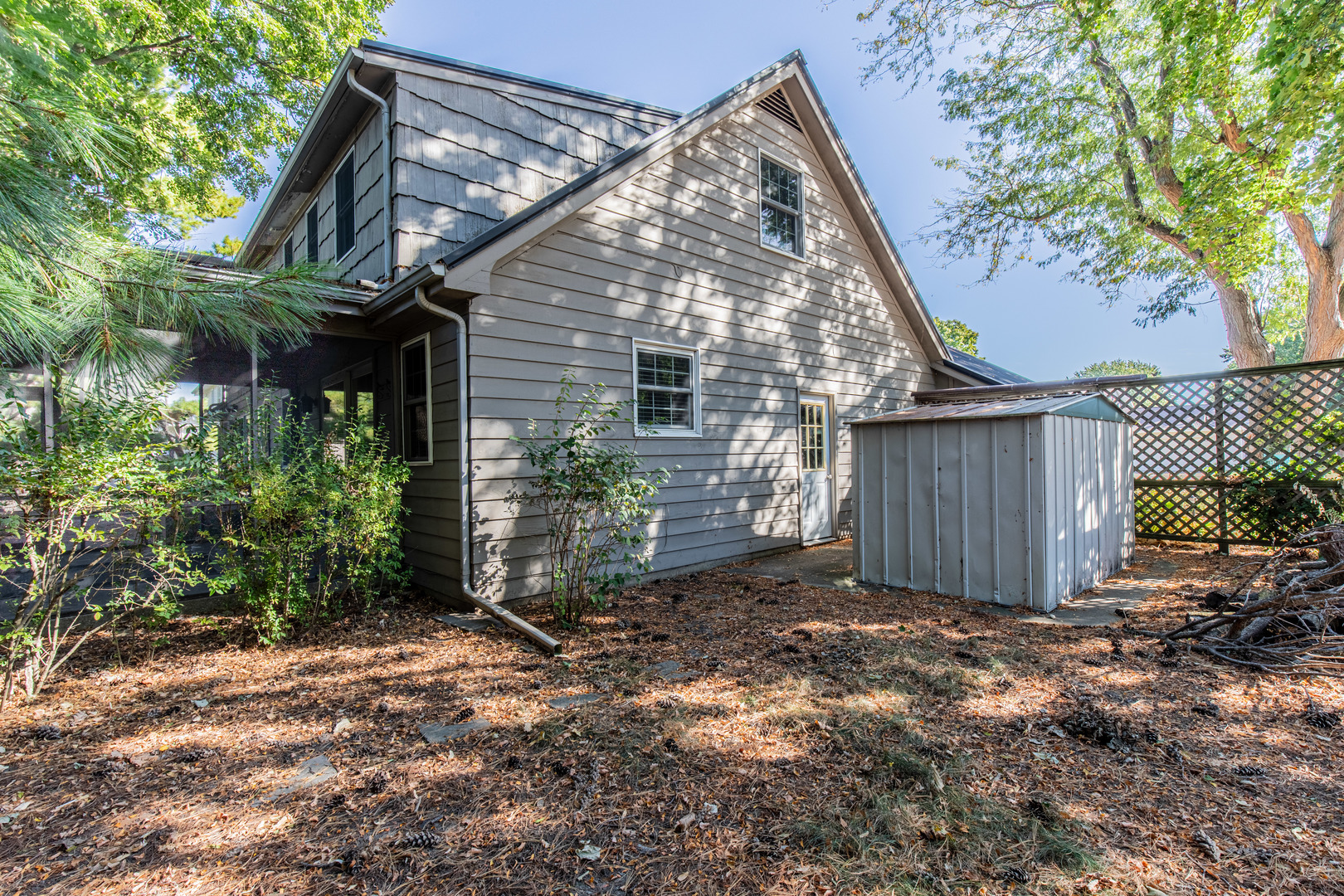 32 S Dallas Street, Princeton, IL 61356